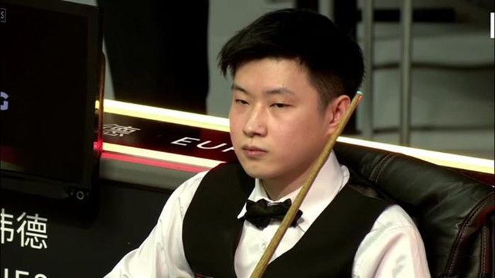 实际上，摇滚乐是他从黑人文化中吸收过来的。